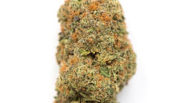 strawberry banana 1 New Cannabis Strains for Summer